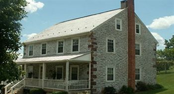 Hertzog Homestead 2*
